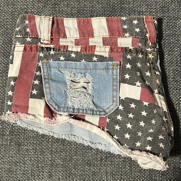 American flag jean shorts - Picture 3 of 3